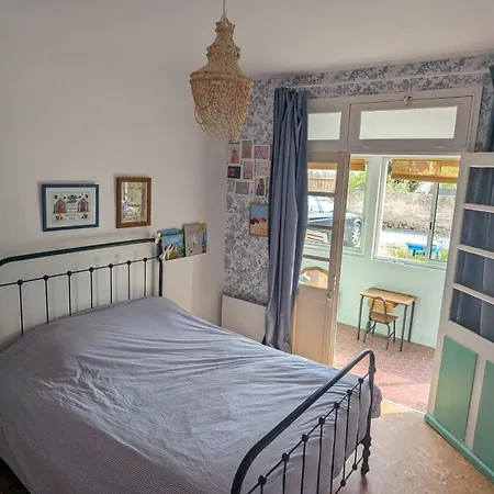 Agreable Maison Bord De Holiday home *